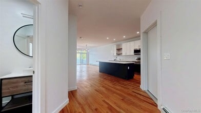 262 Tamerisk Ln in New Windsor, NY - Building Photo - Building Photo