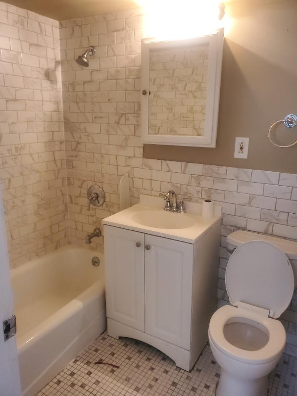 property at 1107 Washington Blvd