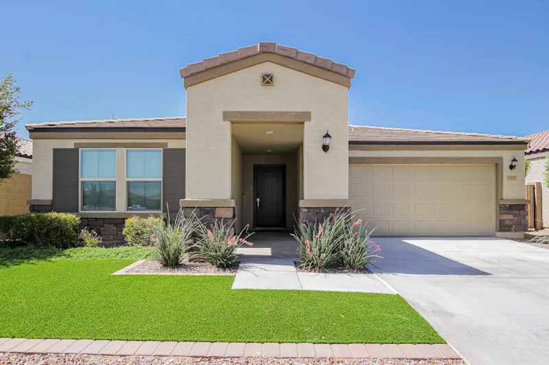 2433 W Jessica Ln in Phoenix, AZ - Building Photo