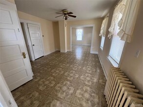 47 Maples Ln in Middletown, NY - Building Photo - Building Photo