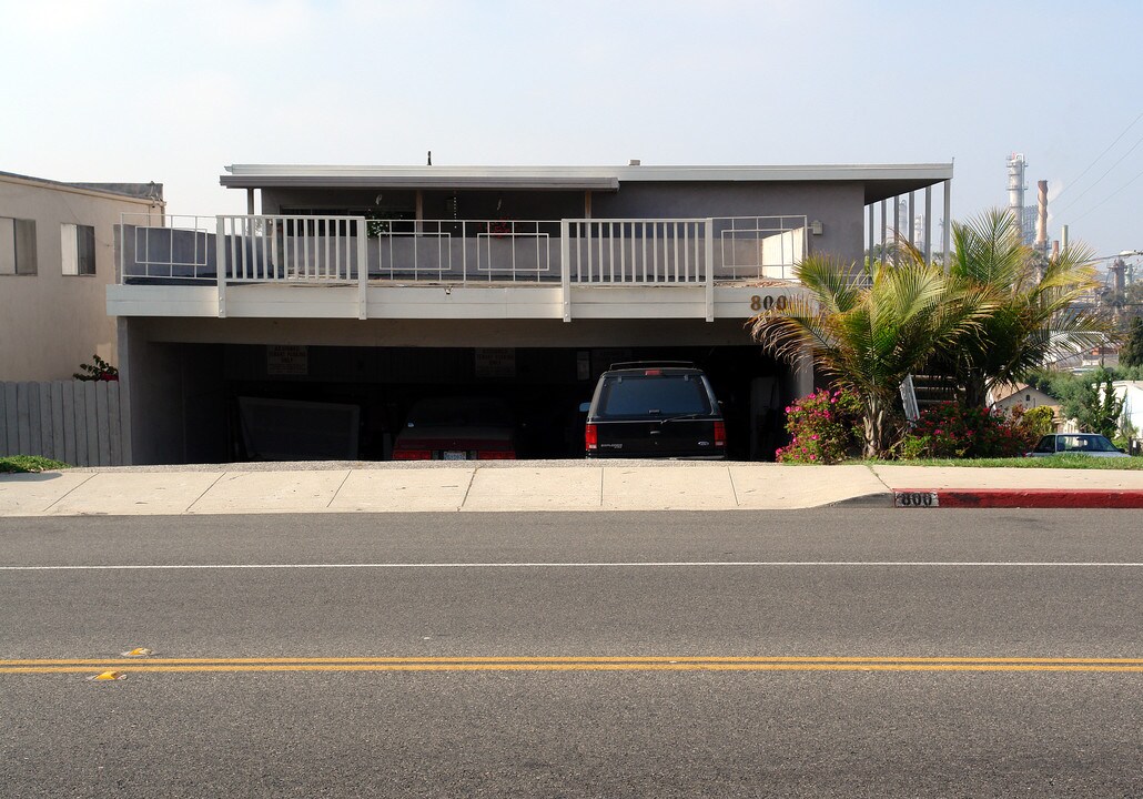 800 E Grand Ave in El Segundo, CA - Building Photo