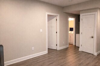 4096 Orchard Dr, Unit #1 in Fairfax, VA - Building Photo - Building Photo