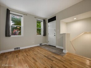 1244 W Race Ave in Chicago, IL - Building Photo - Building Photo