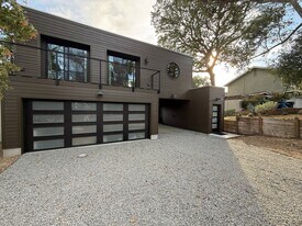 5780 Violeta Ave in Atascadero, CA - Building Photo