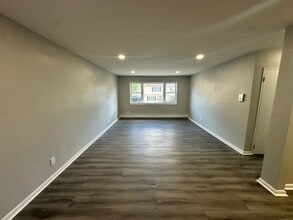 The Regal Gardens in East Orange, NJ - Building Photo - Interior Photo