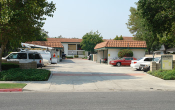 Patricia Terrace in Simi Valley, CA - Building Photo - Building Photo