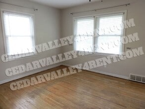 809 Grand Blvd in Cedar Falls, IA - Building Photo - Building Photo