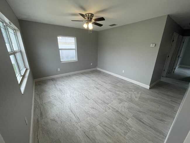 2466 Pepper Ave in Melbourne, FL - Building Photo - Building Photo