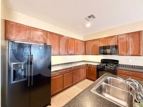 2494 E Katrina Trail in Casa Grande, AZ - Building Photo - Building Photo