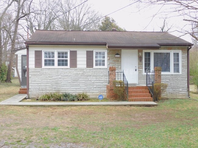 property at 2636 Reid St