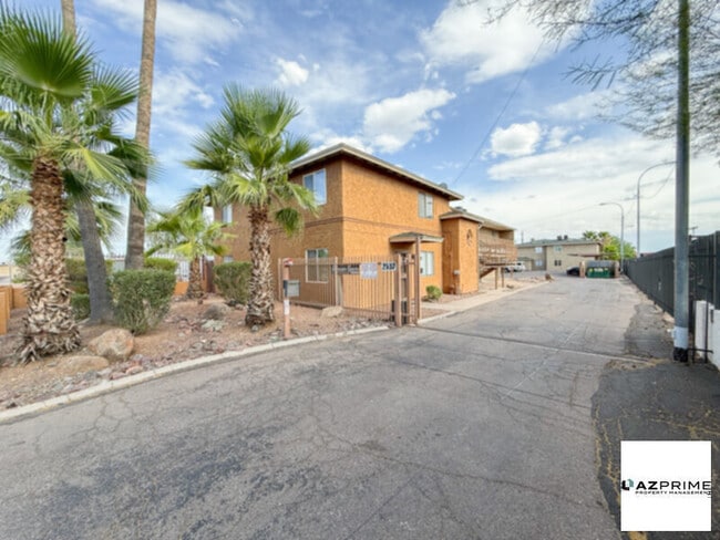 property at 2537 W Georgia Ave