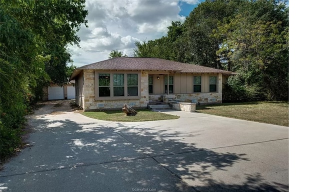 515 Kyle Ave, Unit Home in College Station, TX - Foto de edificio - Building Photo