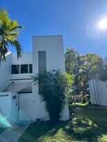 5080 Elmhurst Rd in West Palm Beach, FL - Building Photo