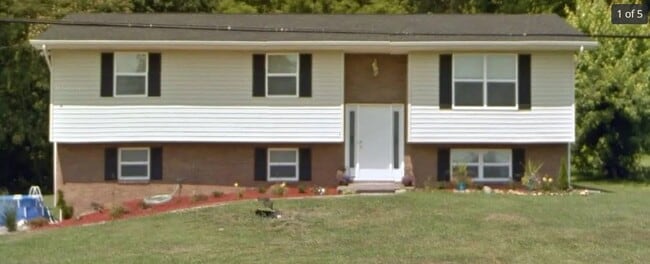 property at 119 Wildwood Hills Dr