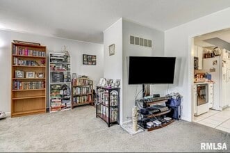 2901 Interlacken Dr in Springfield, IL - Building Photo - Building Photo