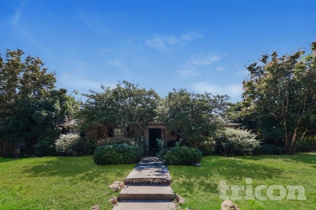 property at 2624 Winfield Dr