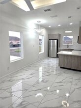 3201 Magdalena St, Unit 5 in Mission, TX - Building Photo - Building Photo