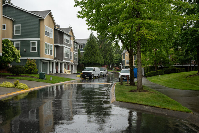 Meadowview Village at Rivertrail in Redmond, WA - Building Photo - Building Photo