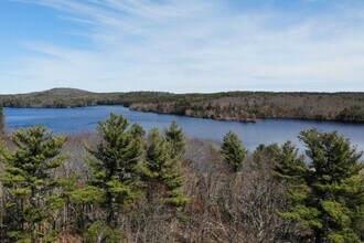 131 Mill Ln in York, ME - Building Photo - Building Photo