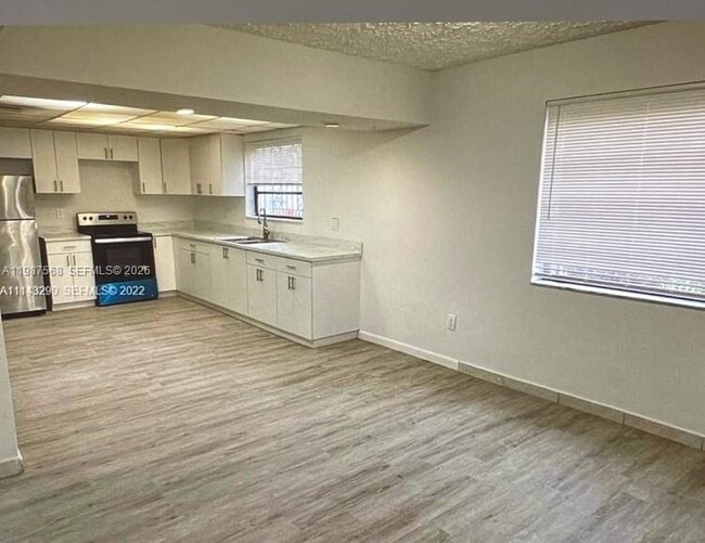 3503 SW 15th St in Miami, FL - Building Photo - Building Photo