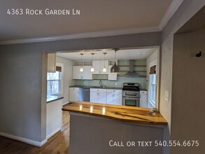 4363 Rock Garden Ln in Roanoke, VA - Building Photo - Building Photo