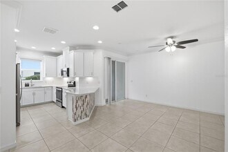 1066 Amber Leaf Trl in Wesley Chapel, FL - Building Photo - Building Photo