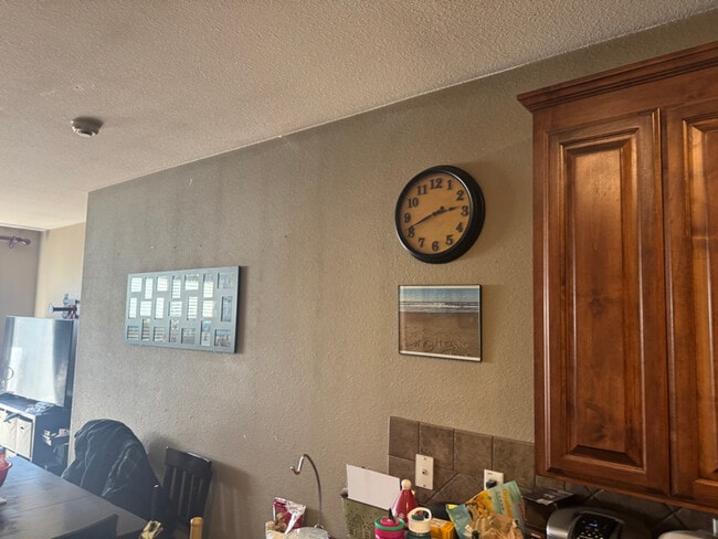 8910 Imray Way in Elk Grove, CA - Building Photo - Building Photo