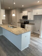 807 Riverwalk Cir in Freeport, FL - Building Photo - Building Photo