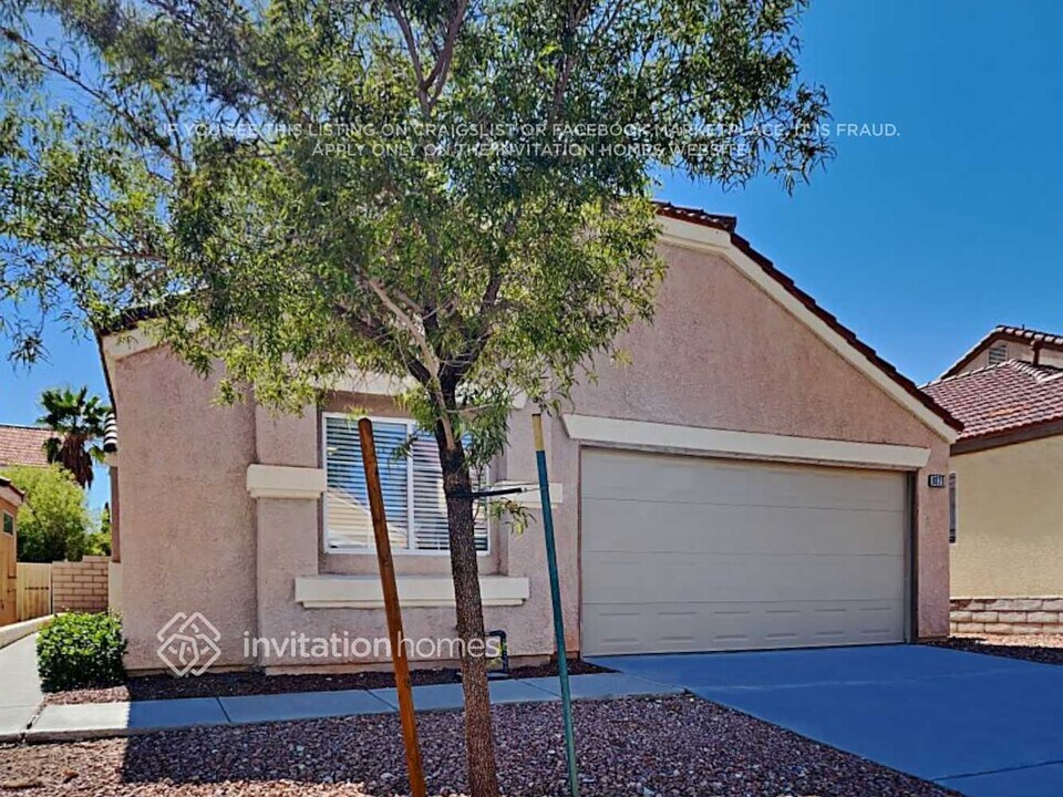 8829 Big Bear Pines Ave in Las Vegas, NV - Building Photo