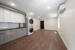 195 Bay St in Jersey City, NJ - Building Photo