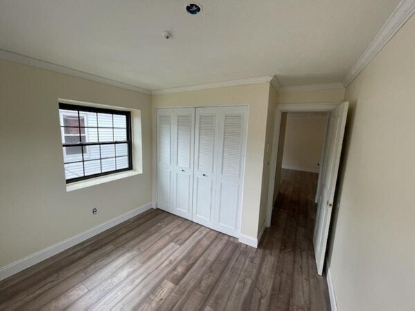 31 Myrtle St, Unit #5 in Malden, MA - Building Photo - Building Photo