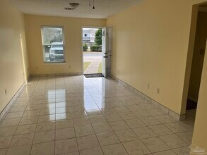 3222 Redwood Ln in Gulf Breeze, FL - Building Photo - Building Photo