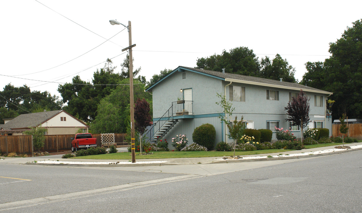 16150 Keith Way in Morgan Hill, CA - Building Photo