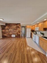 7326 40th St in Lyons, IL - Building Photo - Building Photo