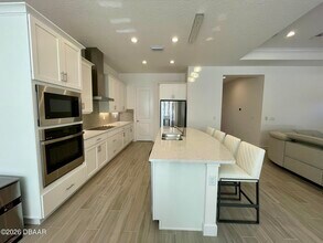 437 Aquamarine Wy in Daytona Beach, FL - Building Photo - Building Photo