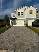 545 Brandon Lks Dr in St. Augustine, FL - Building Photo