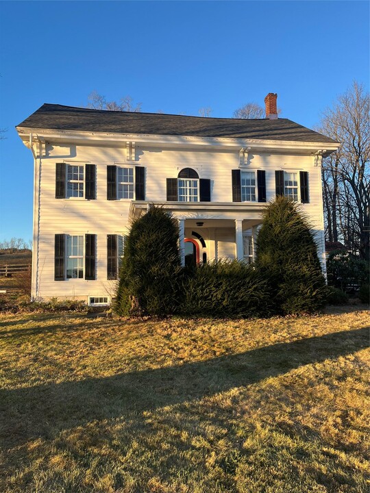 79 Camby Rd in Verbank, NY - Building Photo