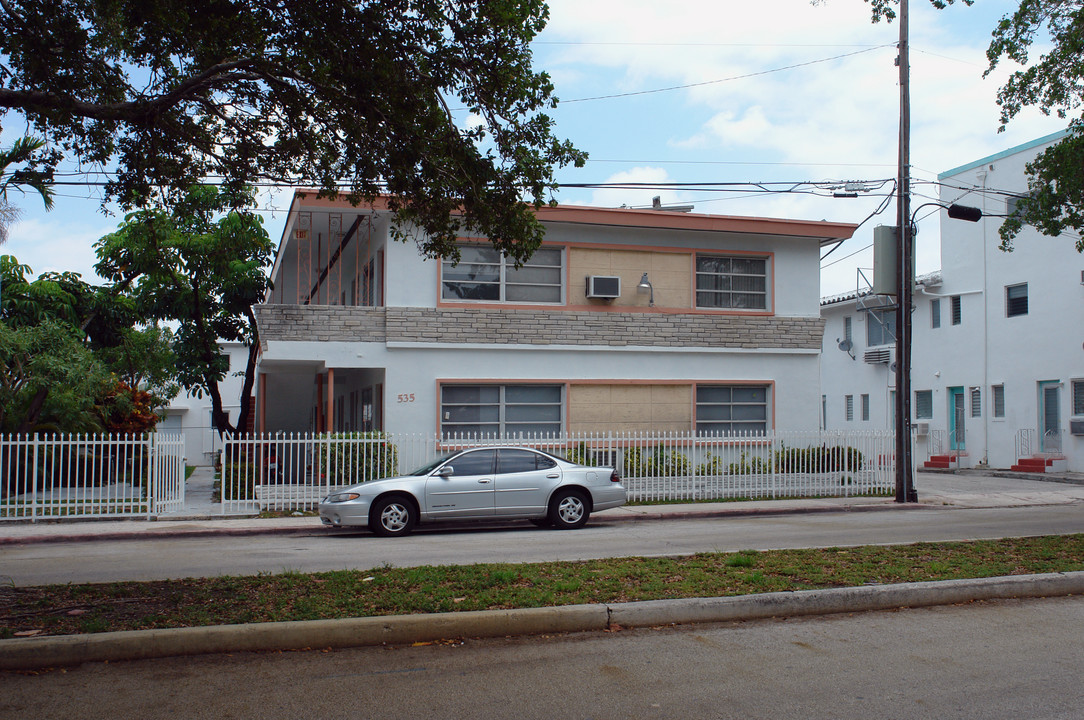 535 73rd St in Miami, FL - Building Photo