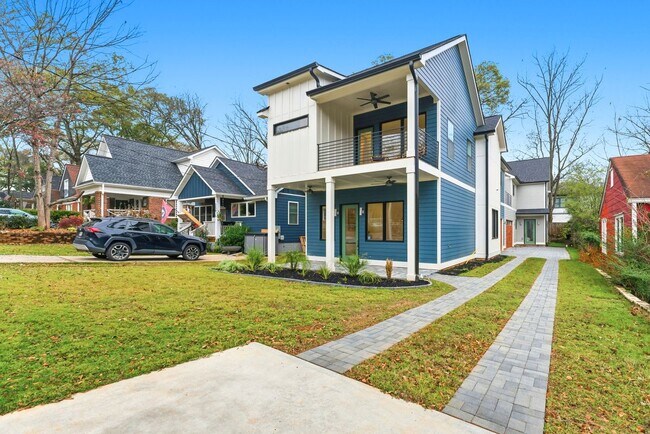 205 Whitefoord Ave NE in Atlanta, GA - Foto de edificio - Building Photo