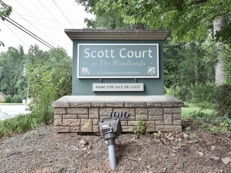 1010 Scott Blvd in Decatur, GA - Building Photo