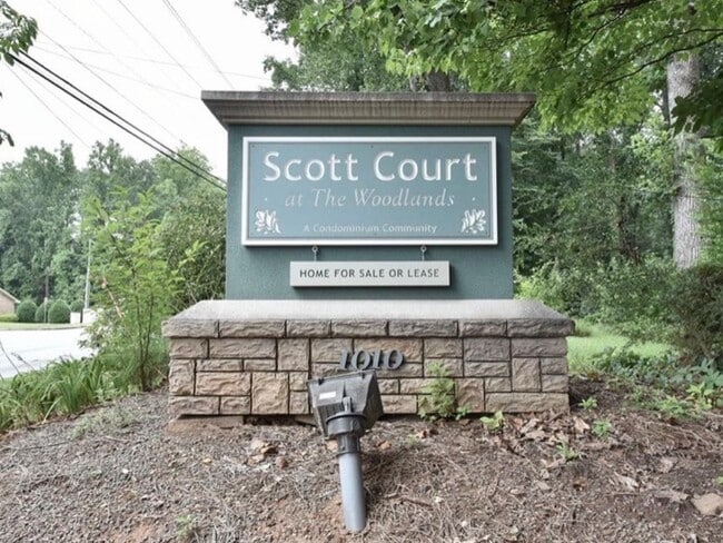 property at 1010 Scott Blvd