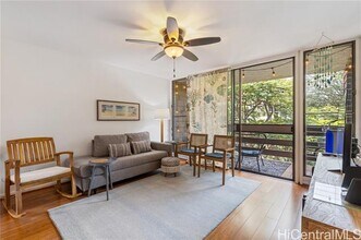 1015 Aoloa Pl in Kailua, HI - Building Photo - Building Photo