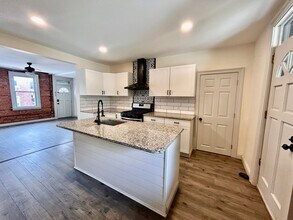 42 S Water St in Lancaster, PA - Building Photo - Building Photo