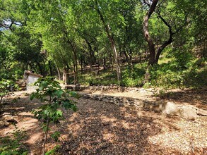 19614 Grey Forest Dr in Helotes, TX - Building Photo - Building Photo