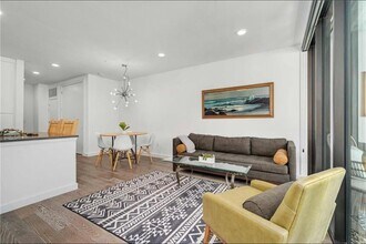 900 S 1st St in Austin, TX - Building Photo - Building Photo