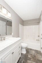 715 49th St S in Fargo, ND - Building Photo - Building Photo