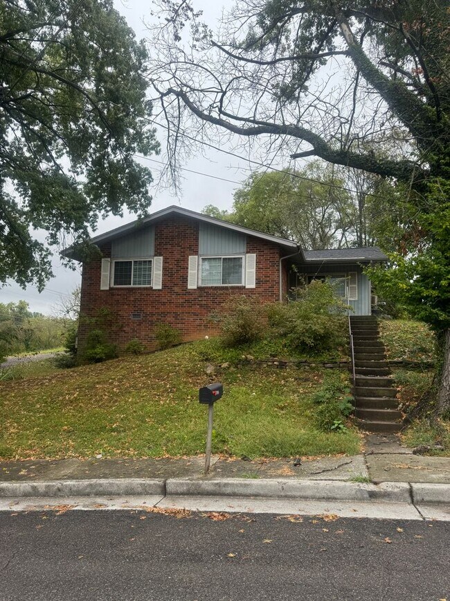 property at 302 S Bertrand St