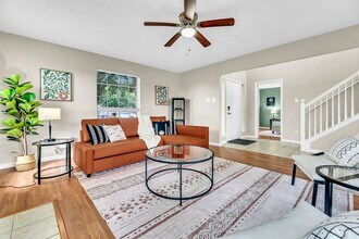 600 Ashcrest Ct in Allen, TX - Foto de edificio - Building Photo