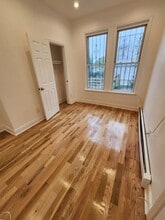 82 Williams Ave in Brooklyn, NY - Building Photo - Building Photo