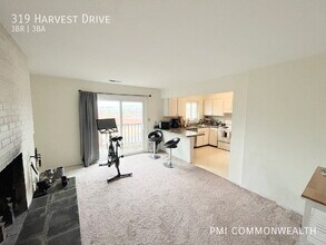 319 Harvest Dr in Charlottesville, VA - Building Photo - Building Photo